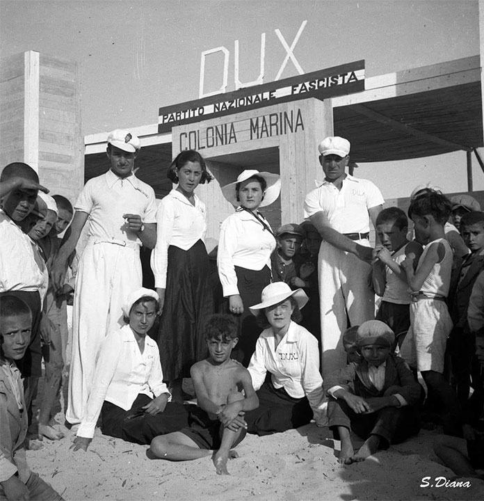 Colonia marina, Dux partito fascista