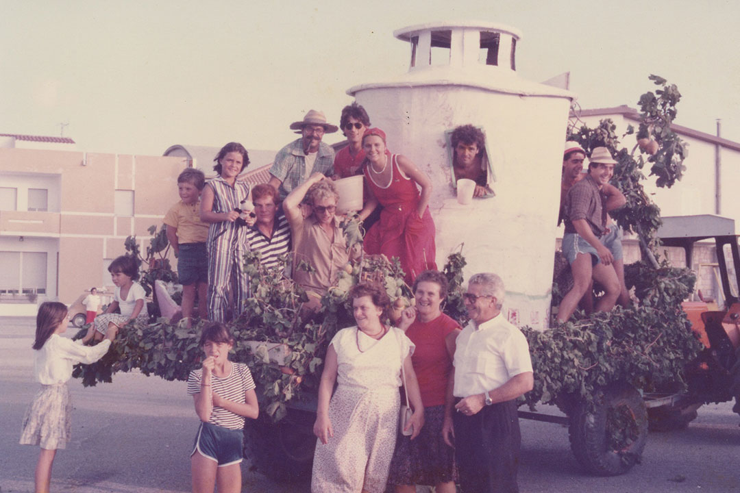 Partecipanti alla festa dell'uva