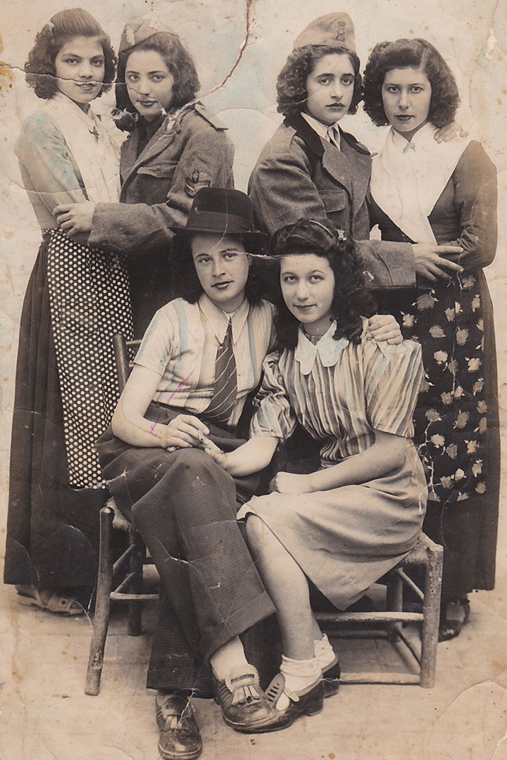 Ragazze di calasetta, 1938