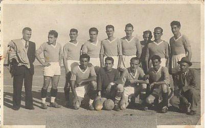 scatto-squadra-e-allenatore